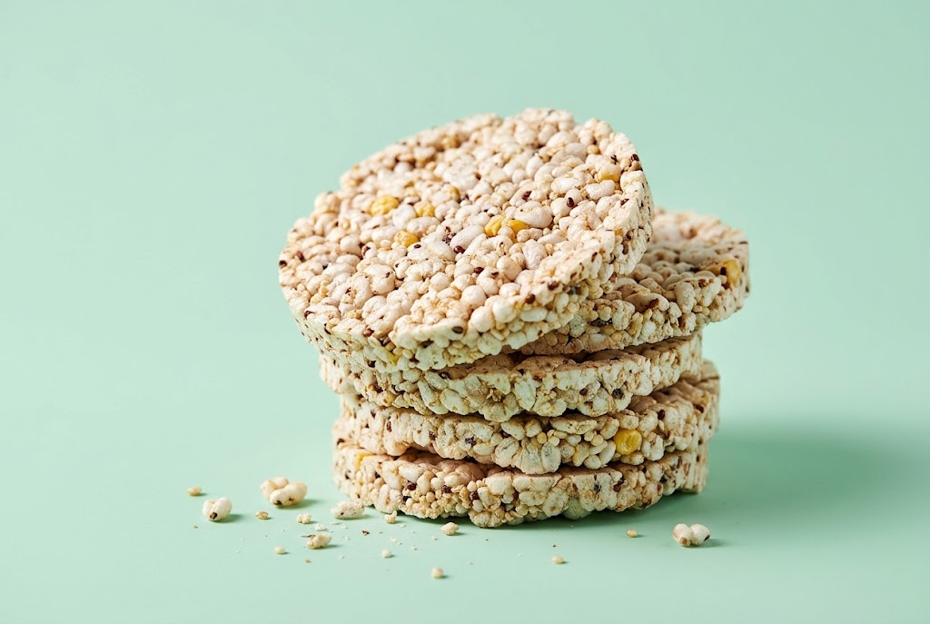 Plain multi-grain rice cakes.